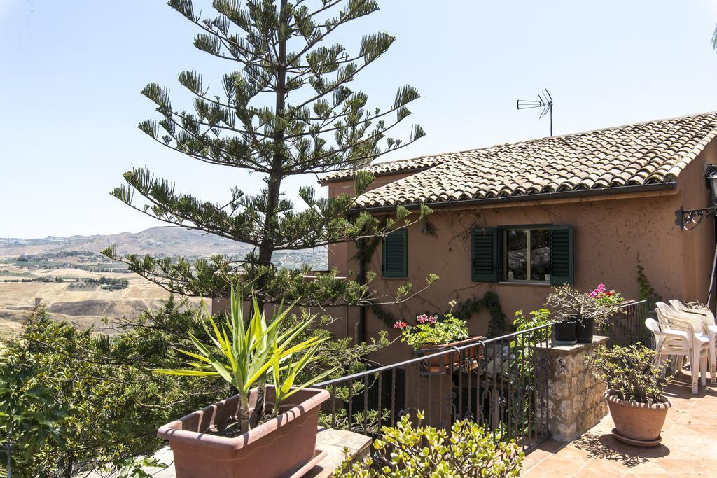 Country Sicily Home 파바라 외부 사진